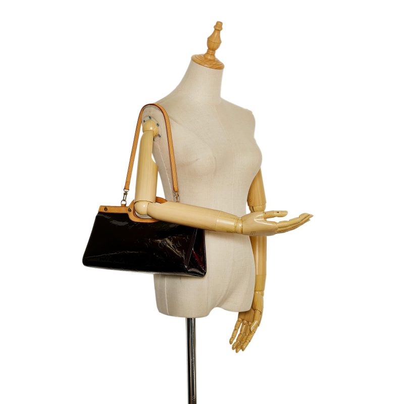 Louis Vuitton Monogram Vernis Roxbury Drive (SHG-36658) - Barde - Image 10