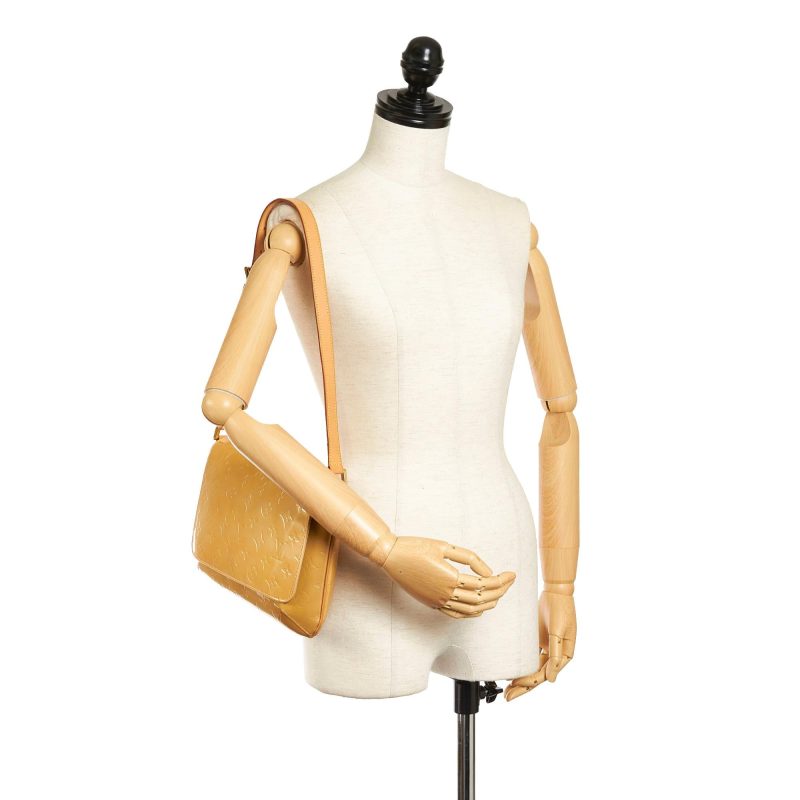 Louis Vuitton Monogram Vernis Thompson Street (SHG-34097) - Barde - Image 9