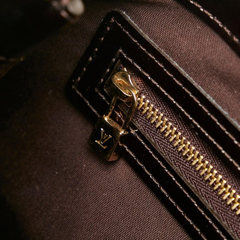 Louis Vuitton Monogram Vernis Wilshire PM (SHG-37150) - Barde - Image 9