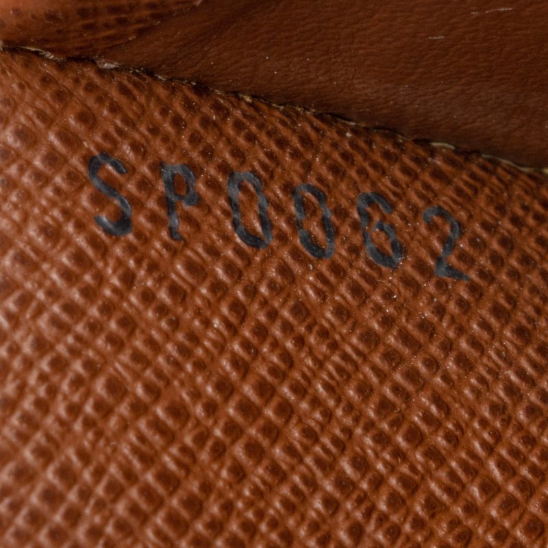 Louis Vuitton Vintage Monogram Canvas Porte Papier Zipper Wallet (SHF-XZcTJn) - Barde - Image 3
