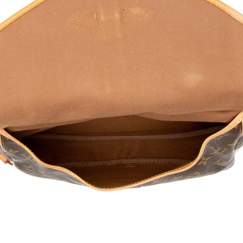 Louis Vuitton Vintage Monogram Canvas Saumur 30 Messenger Bag (SHF-21277) - Barde - Image 8