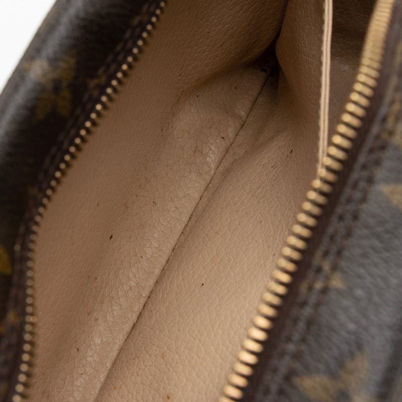 Louis Vuitton Vintage Monogram Canvas Trousse Toiletry Pouch 23 (SHF-23316) - Barde - Image 8
