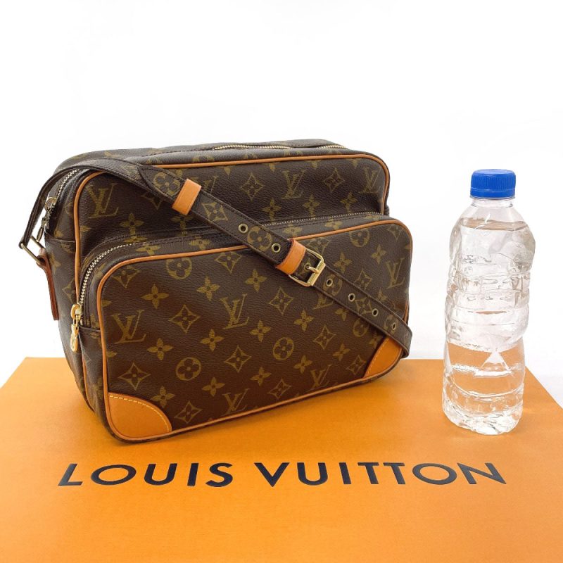 Louis Vuitton Nile PM Monogram Canvas Shoulder Bag - Barde - Image 2