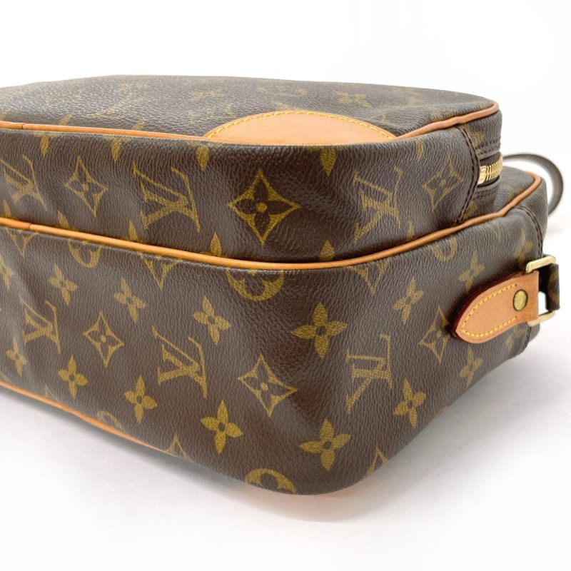 Louis Vuitton Nile PM Monogram Canvas Shoulder Bag - Barde - Image 5