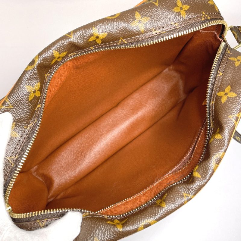 Louis Vuitton Nile PM Monogram Canvas Shoulder Bag - Barde - Image 8