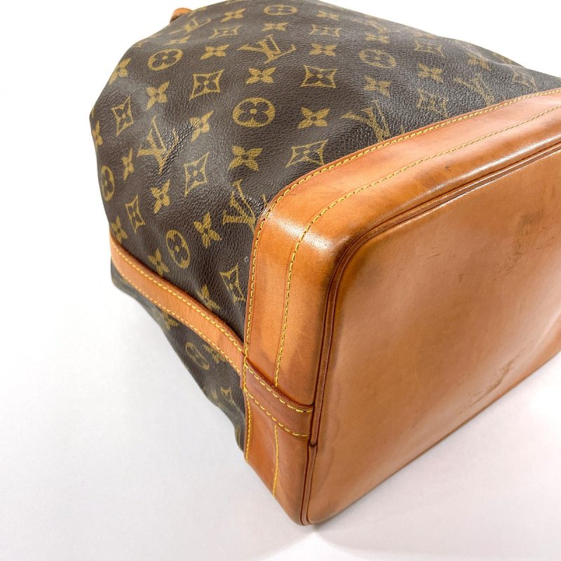 Louis Vuitton Noe Monogram Canvas Shoulder Bag - Barde - Image 5