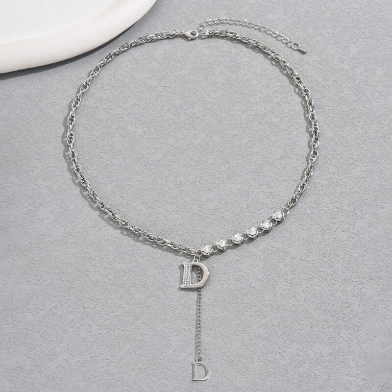 Women's Sweet Korean Style Fresh Personalized English Letters Design Clavicle Necklaces - Image 6