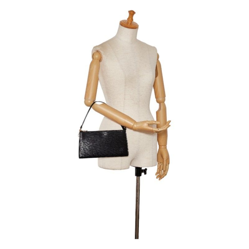 Louis Vuitton Pochette Accessoires  Leather Handbag - Barde - Image 5