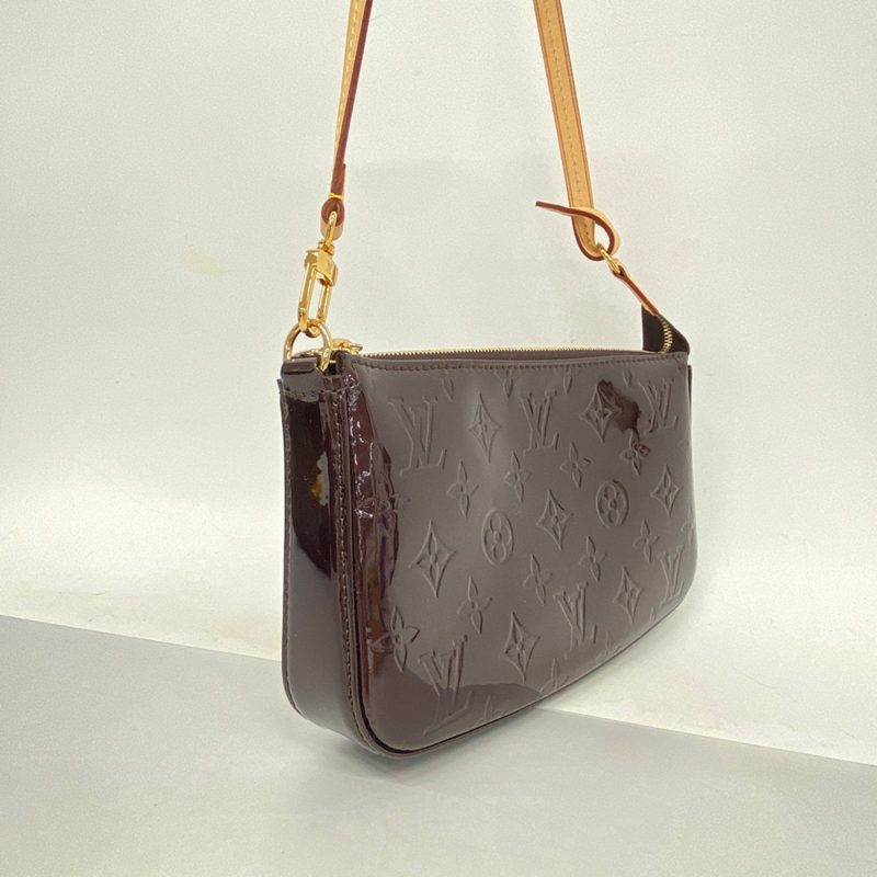 Louis Vuitton Pochette Accessoires  Patent Leather Clutch Bag - Barde - Image 4