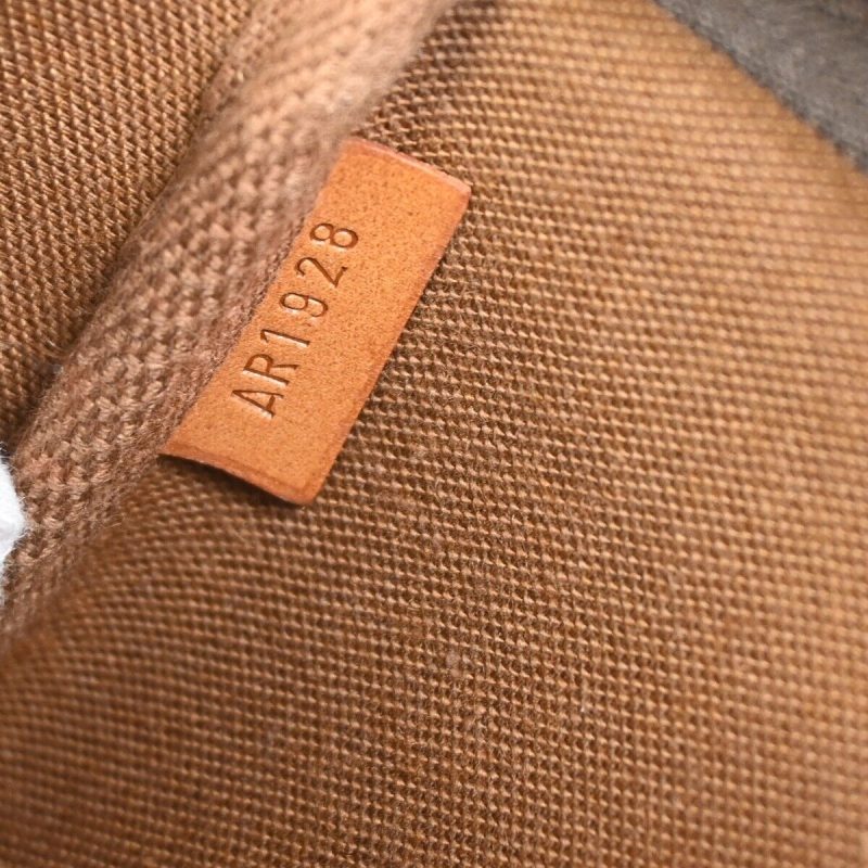 Louis Vuitton Pochette Accessoires  Canvas Clutch Bag - Barde - Image 6