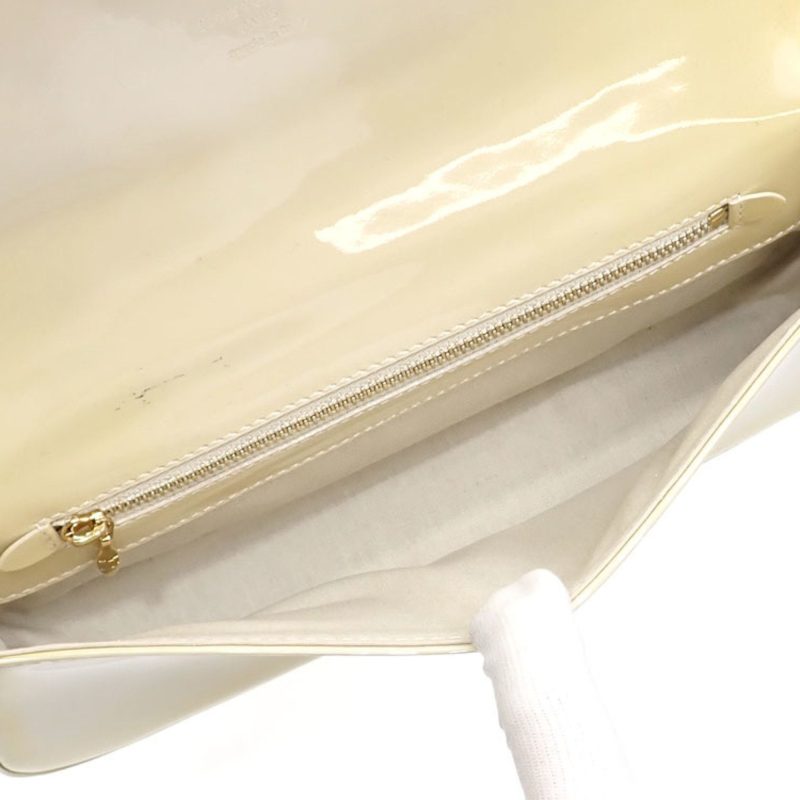 Louis Vuitton Sobe  Patent Leather Clutch Bag - Barde - Image 3