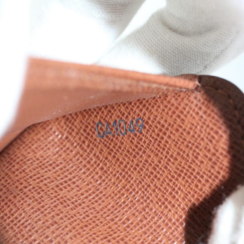 Louis Vuitton Porte Monnaie Zippy  Canvas Wallet - Barde - Image 6