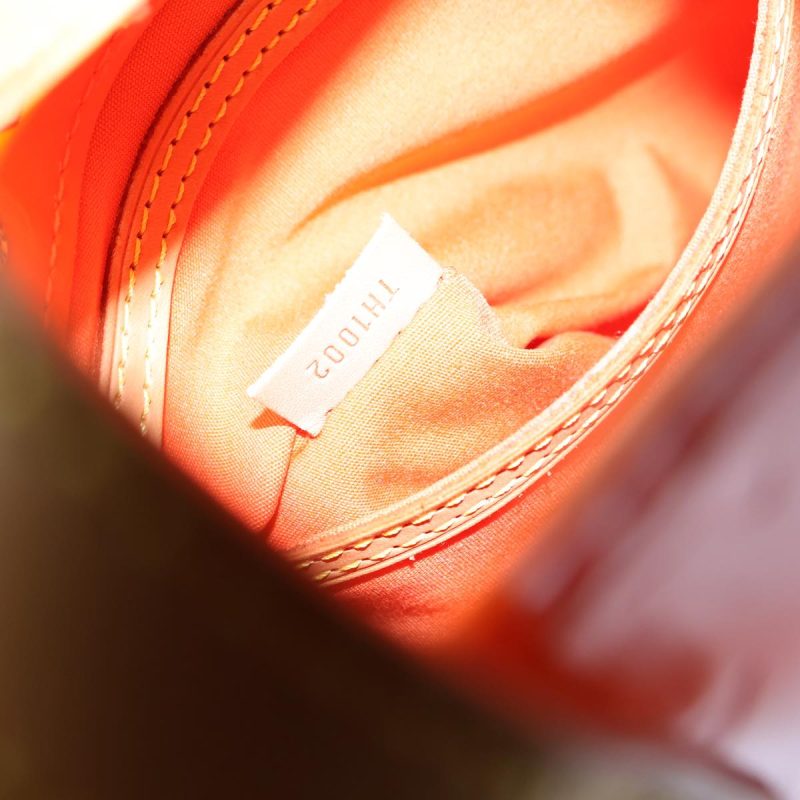 Louis Vuitton Reade  Patent Leather Tote Bag - Barde - Image 6