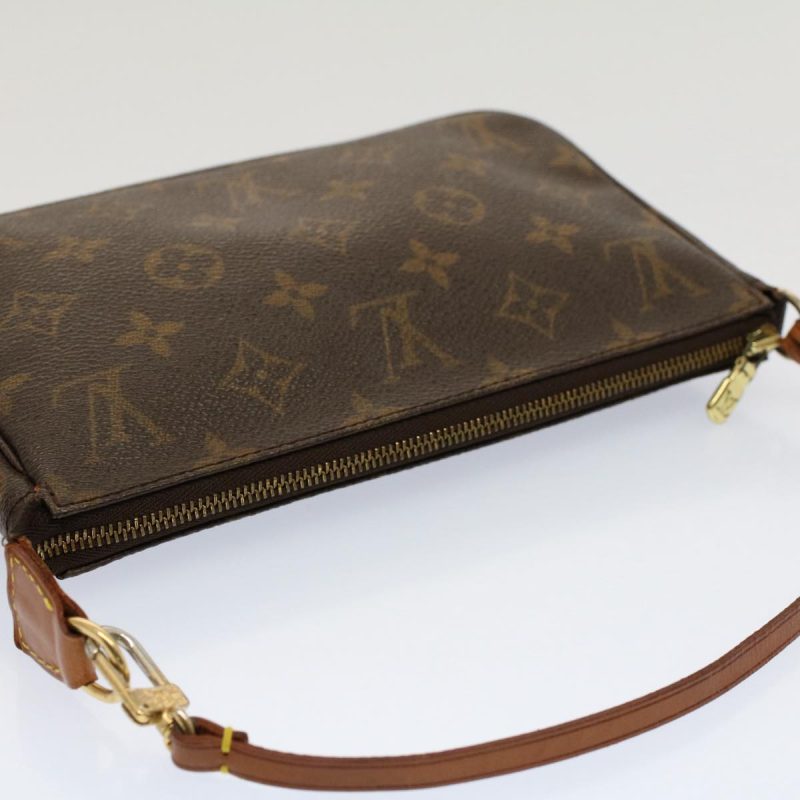 Louis Vuitton Pochette Accessoire  Canvas Clutch Bag - Barde - Image 4