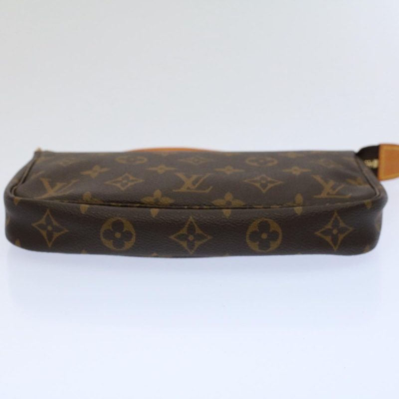 Louis Vuitton Pochette Accessoire  Canvas Clutch Bag - Barde - Image 3