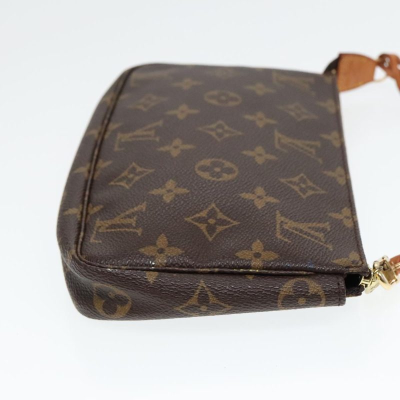 Louis Vuitton Pochette Accessoire  Canvas Clutch Bag - Barde - Image 4