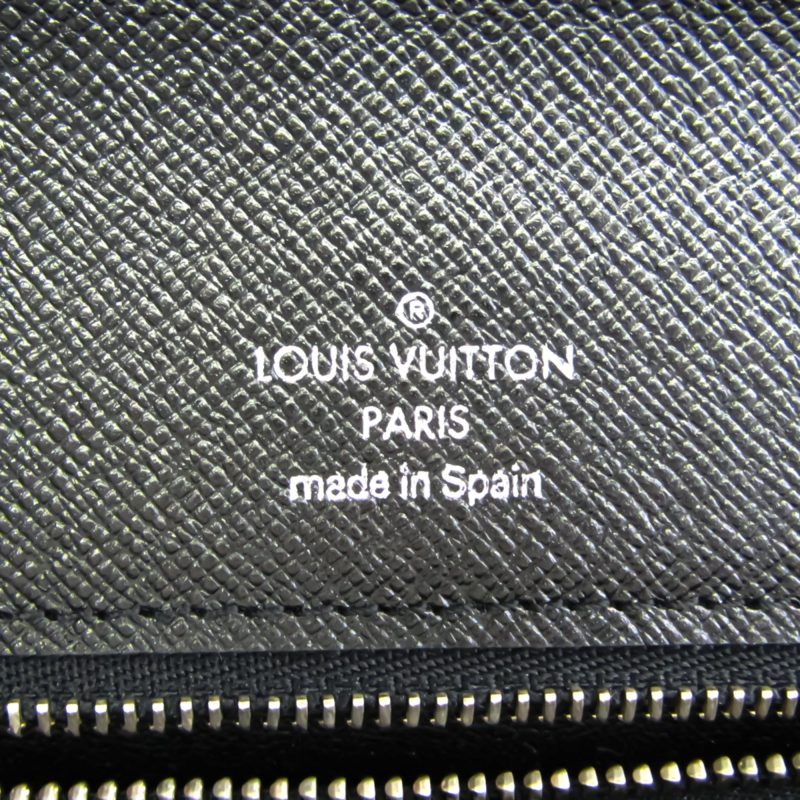 Louis Vuitton Selenga Leather Clutch Bag - Barde - Image 5