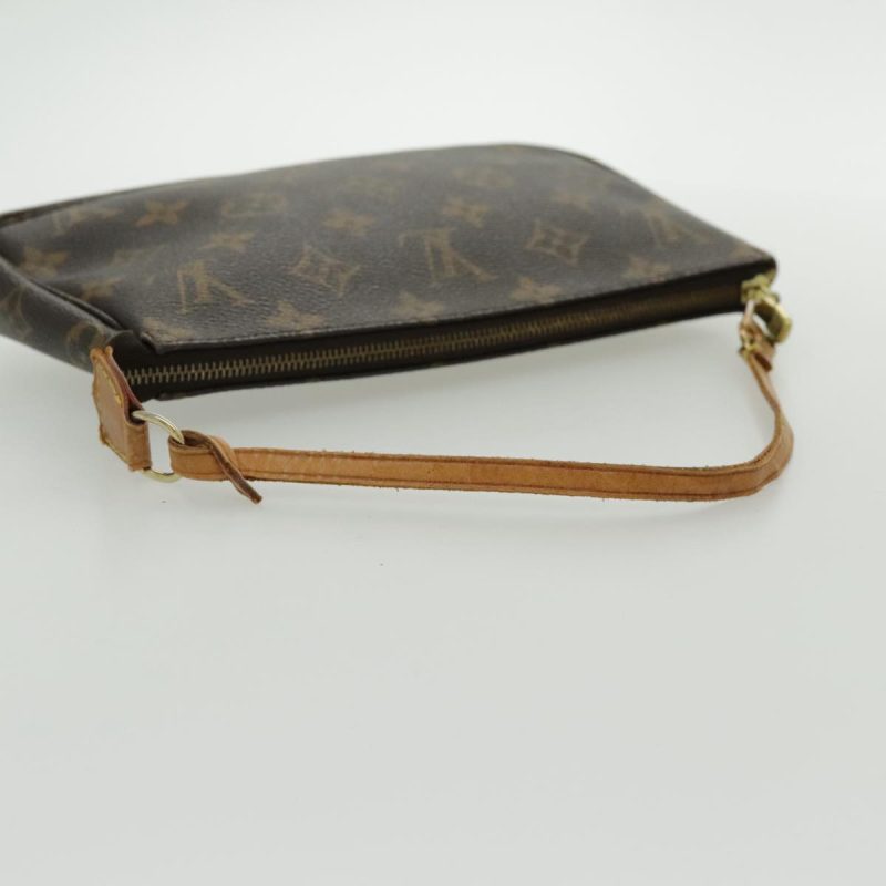 Louis Vuitton Pochette Accessoire  Canvas Clutch Bag - Barde - Image 5