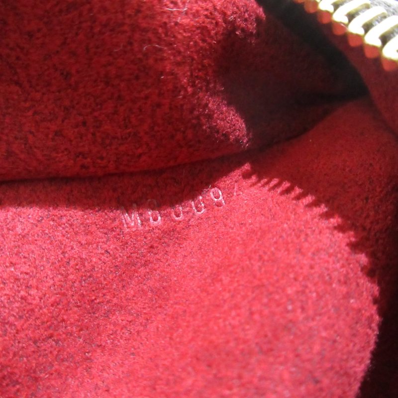 Louis Vuitton Multipli Cité  Canvas Handbag - Barde - Image 6