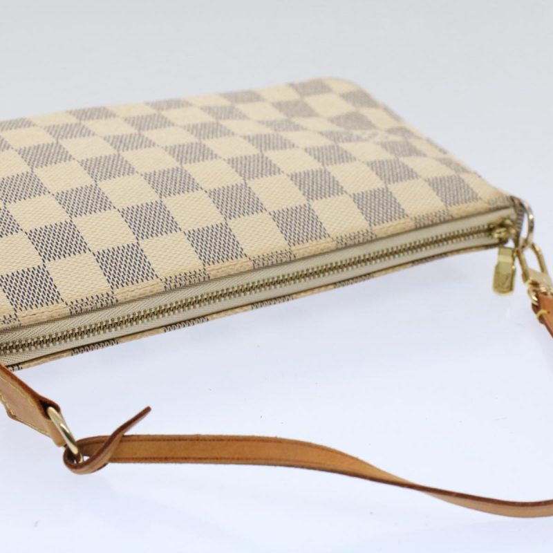 Louis Vuitton Pochette Accessoires  Canvas Clutch Bag - Barde - Image 4