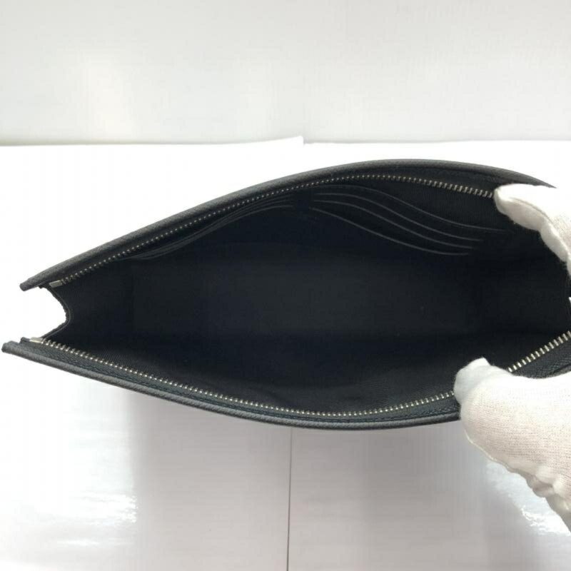 Louis Vuitton Pochette Voyage  Leather Clutch Bag - Barde - Image 4