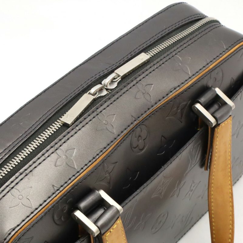 Louis Vuitton Monogram Mat Shelton Handbag - Barde - Image 5