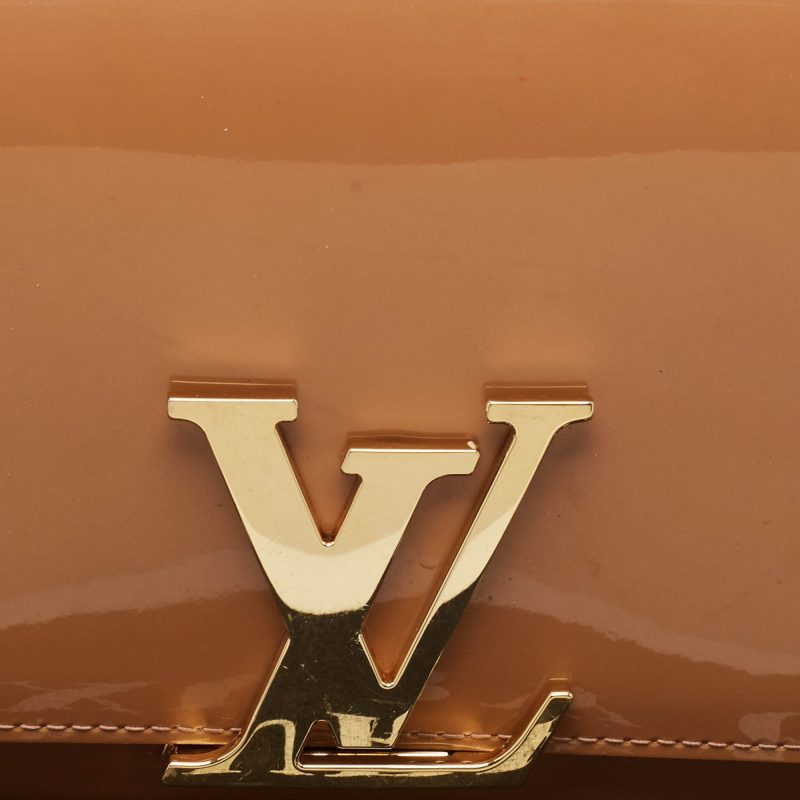 Louis Vuitton Rose Velours Patent Leather Louise Clutch - Barde - Image 5