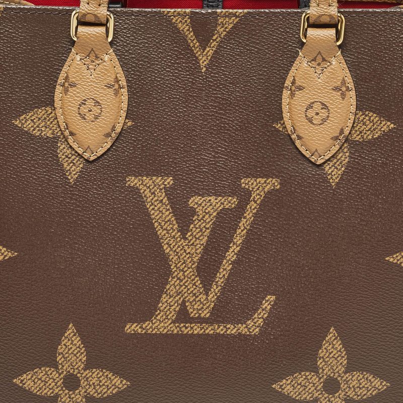 Louis Vuitton Reverse Monogram Giant Canvas Onthego Mm Bag - Barde - Image 3