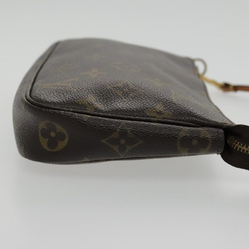 Louis Vuitton Pochette Accessoire  Canvas Clutch Bag - Barde - Image 3