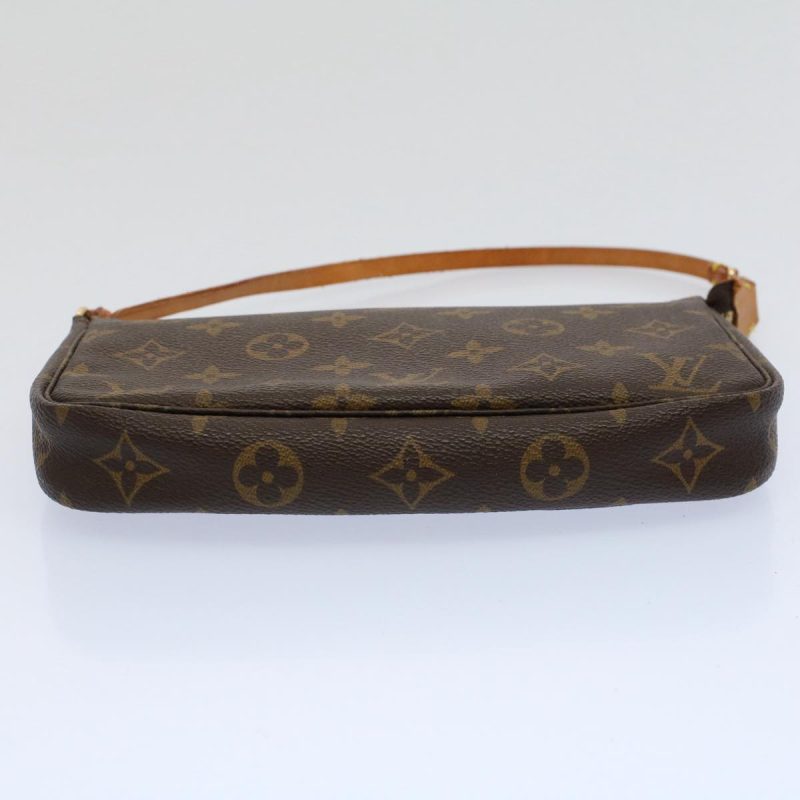 Louis Vuitton Pochette Accessoire  Canvas Clutch Bag - Barde - Image 3