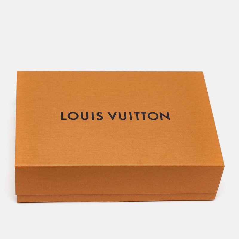 Louis Vuitton Pink Lv Monogram Embroidered Cotton Stole - Barde - Image 4