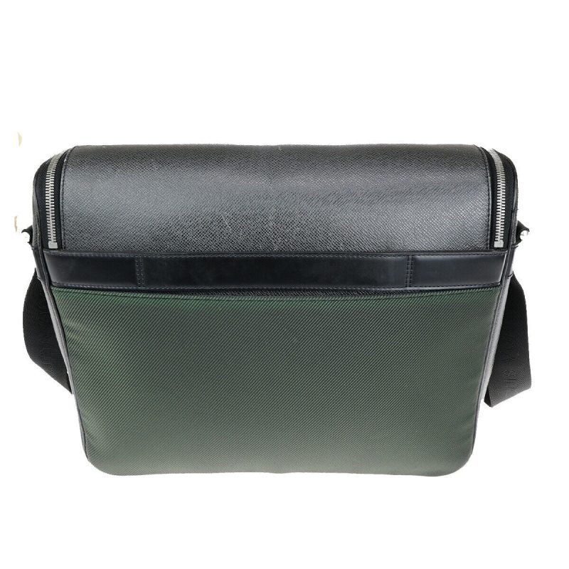 Louis Vuitton Taiga  Synthetic Shoulder Bag - Barde - Image 2