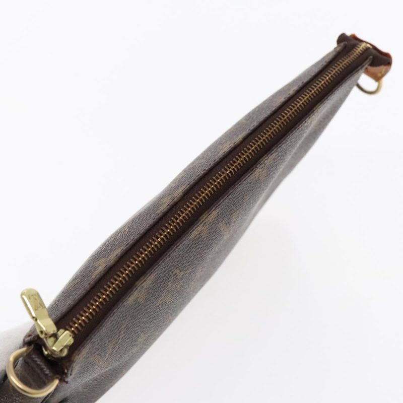 Louis Vuitton Pochette Accessoire  Canvas Clutch Bag - Barde - Image 5