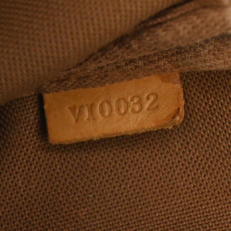 Louis Vuitton Pochette Accessoires  Canvas Clutch Bag - Barde - Image 6