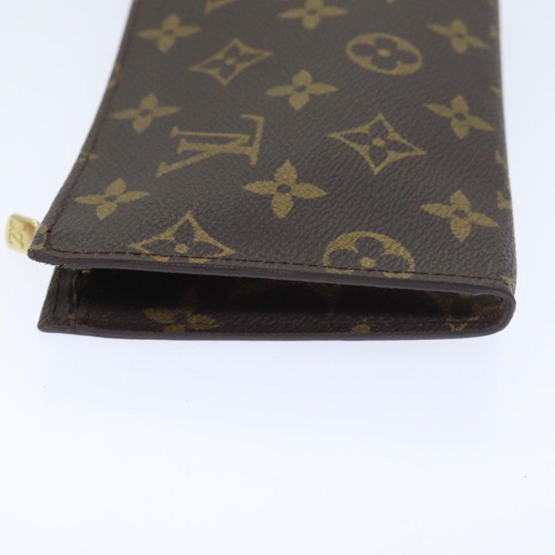 Louis Vuitton Pochette Accessoire  Canvas Clutch Bag - Barde - Image 5