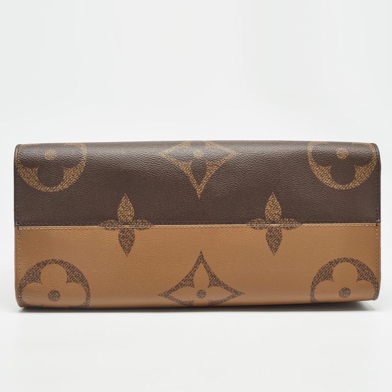 Louis Vuitton Reverse Monogram Giant Canvas Onthego Mm Bag - Barde - Image 4