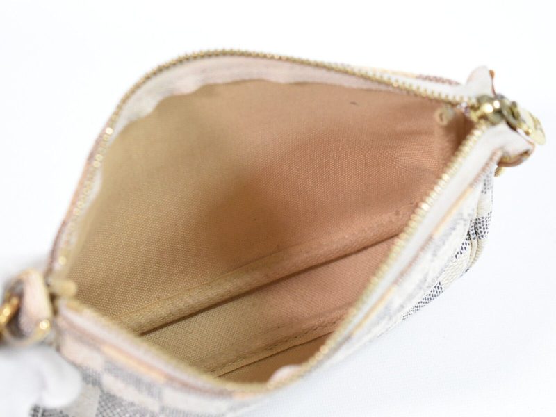 Louis Vuitton Pochette Accessoires  Canvas Clutch Bag - Barde - Image 5