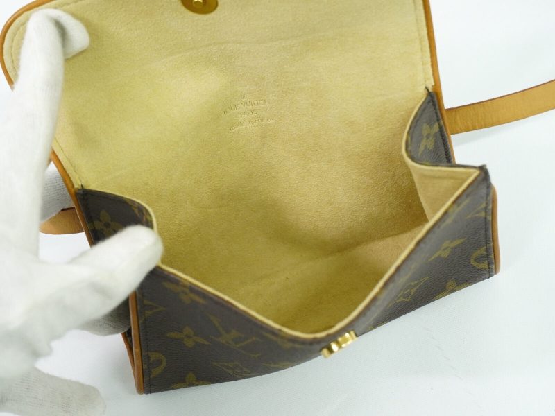 Louis Vuitton Pochette Florentine  Canvas Shoulder Bag - Barde - Image 6