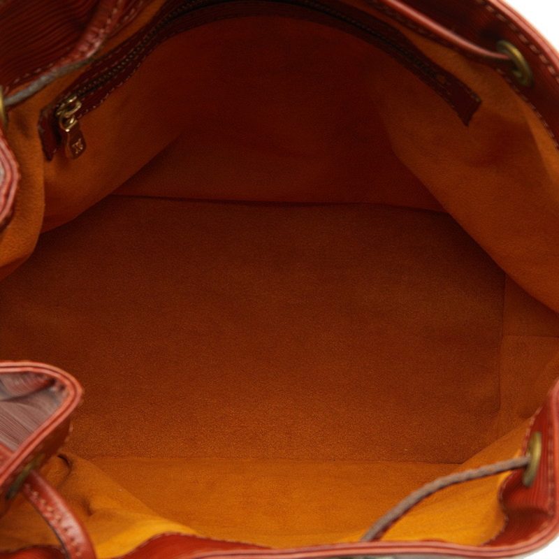 Louis Vuitton Petit Noé  Leather Shoulder Bag - Barde - Image 5