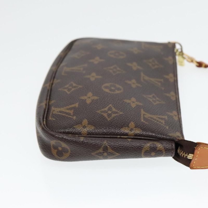 Louis Vuitton Pochette Accessoire  Canvas Clutch Bag - Barde - Image 3