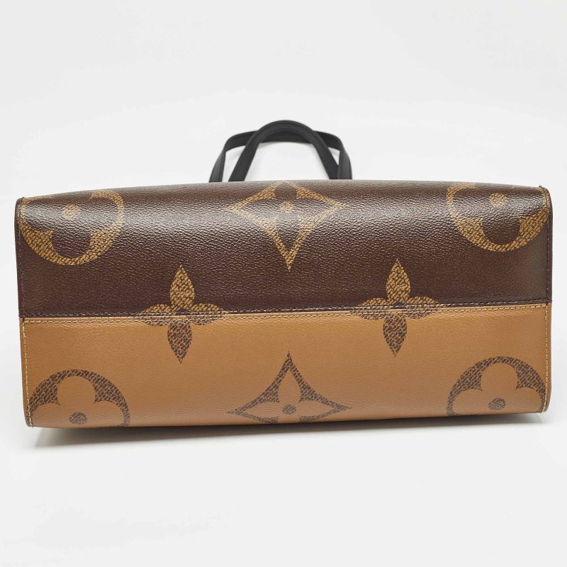 Louis Vuitton Reverse Monogram Giant Canvas Onthego Mm Bag - Barde - Image 5