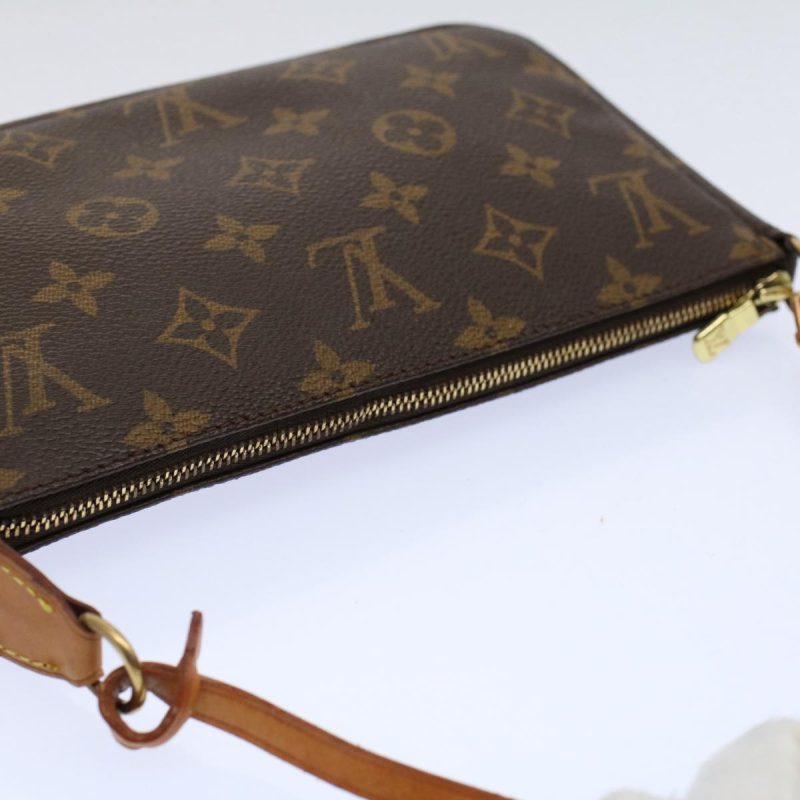 Louis Vuitton Pochette Accessoire  Canvas Clutch Bag - Barde - Image 4