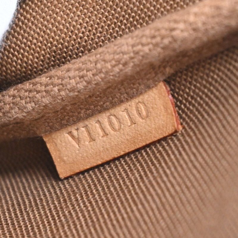 Louis Vuitton Pochette Accessoires  Canvas Clutch Bag - Barde - Image 6