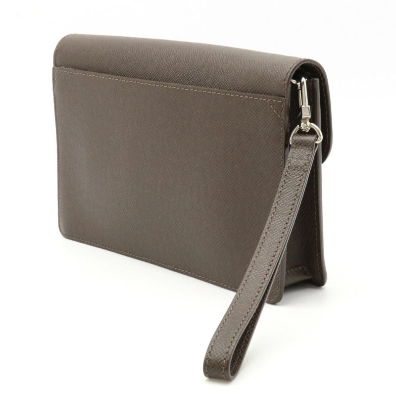 Louis Vuitton Selenga  Leather Clutch Bag - Barde - Image 2