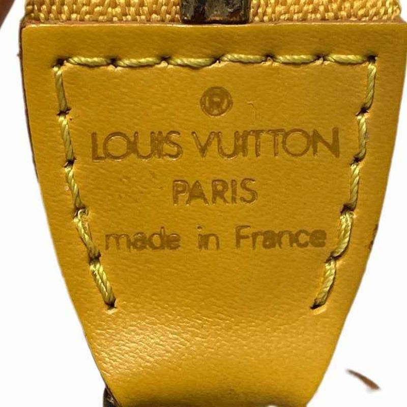 Louis Vuitton Pochette Accessoires  Leather Clutch Bag - Barde - Image 5