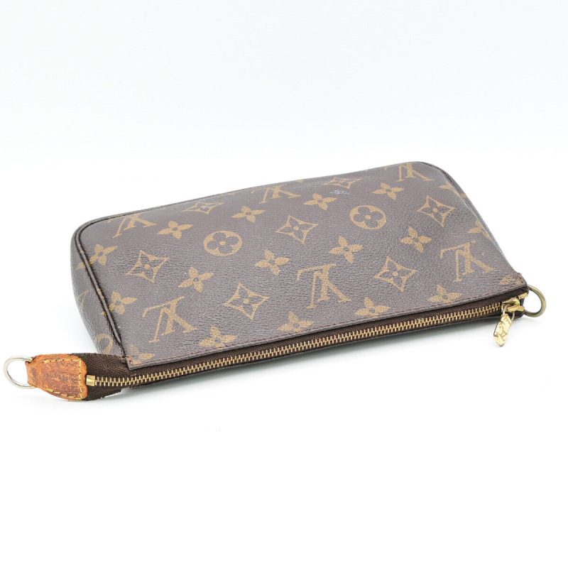 Louis Vuitton Pochette Accessoires  Canvas Clutch Bag - Barde - Image 4