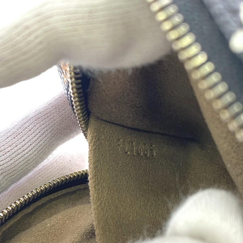 Louis Vuitton Pochette  Leather Clutch Bag - Barde - Image 4