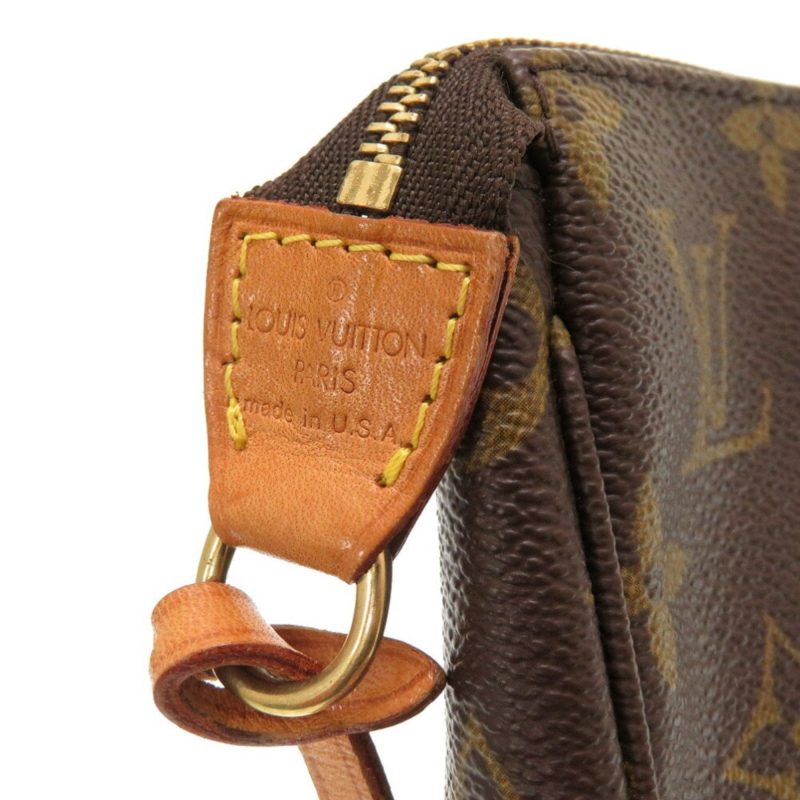 Louis Vuitton Pochette Accessoires  Canvas Clutch Bag - Barde - Image 5
