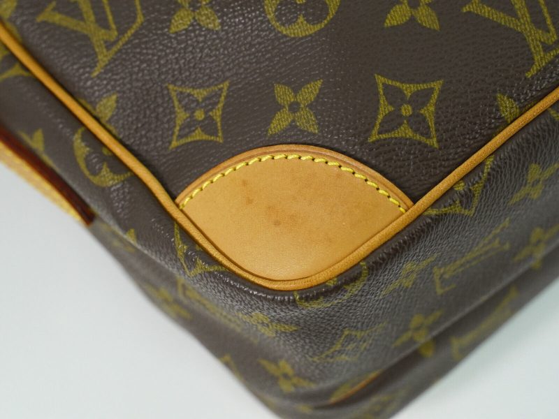 Louis Vuitton Nile  Canvas Shoulder Bag - Barde - Image 5