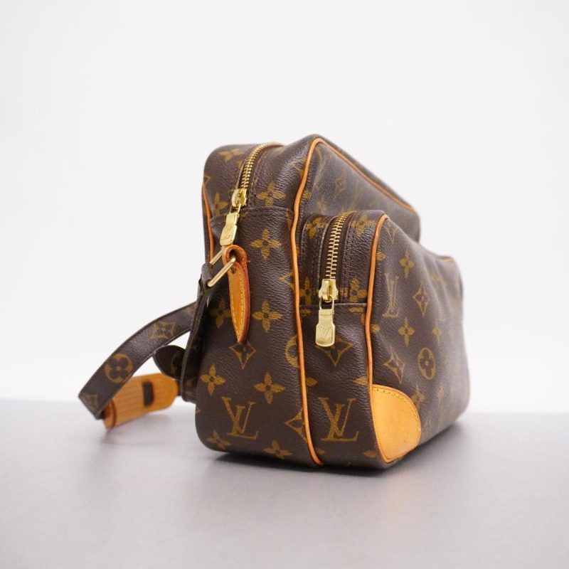 Louis Vuitton Nile  Canvas Shoulder Bag - Barde - Image 4